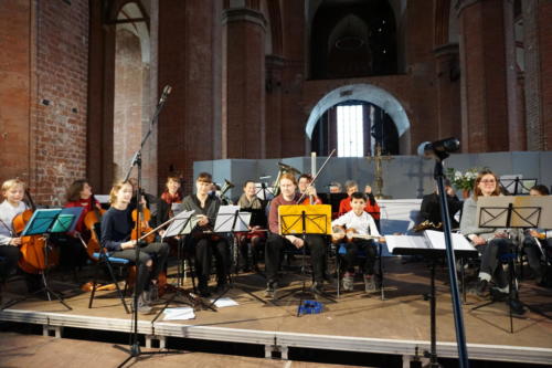 Kinder- und Jugendorchester am 1. Advent in St. Georgen